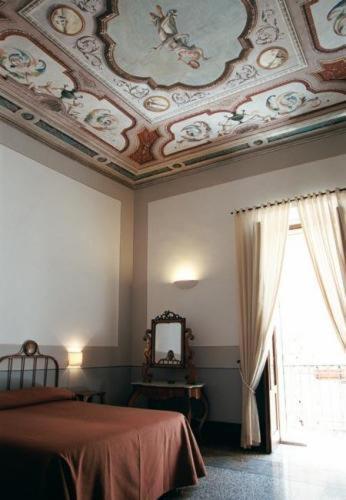 Hotel Palazzo D'Erchia กอนแวร์ซาโน ภายนอก รูปภาพ