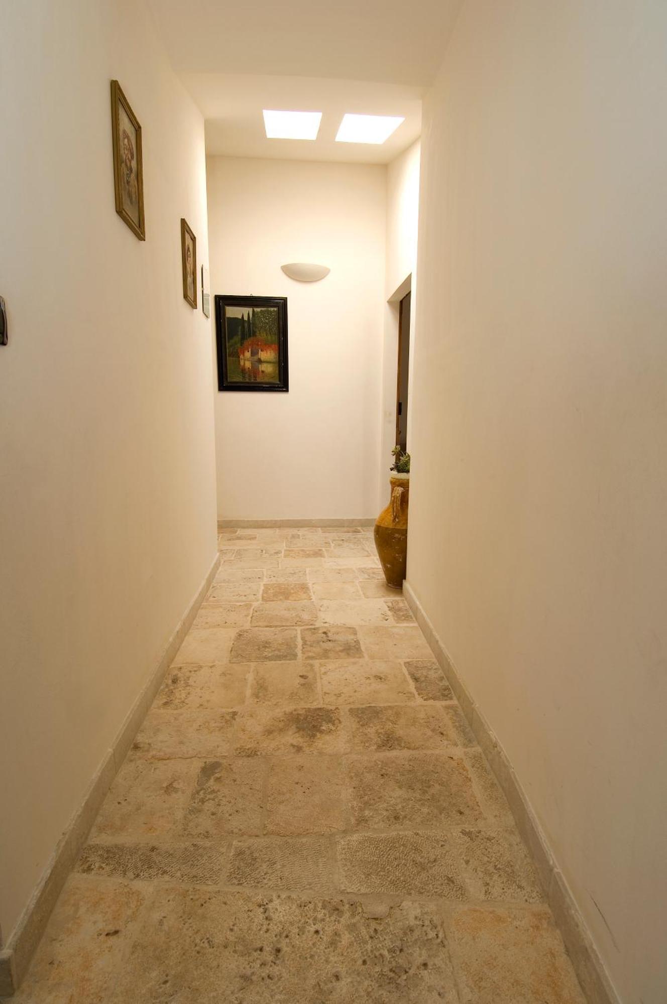Hotel Palazzo D'Erchia กอนแวร์ซาโน ภายนอก รูปภาพ