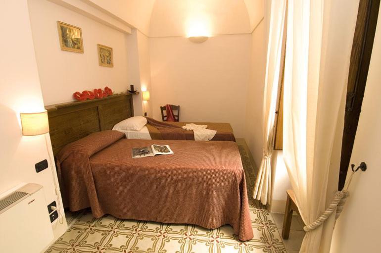 Hotel Palazzo D'Erchia กอนแวร์ซาโน ภายนอก รูปภาพ