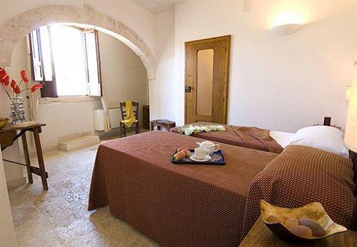 Hotel Palazzo D'Erchia กอนแวร์ซาโน ภายนอก รูปภาพ